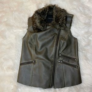 Women’s vest